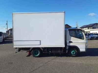 Mitsubishi Fuso Canter