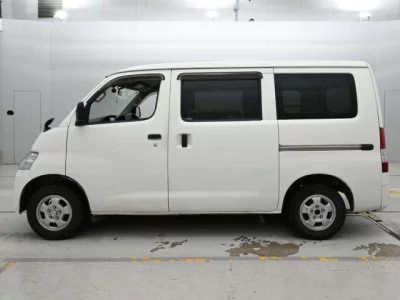 Toyota LiteAce Van