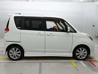 Mitsubishi Delica D:2