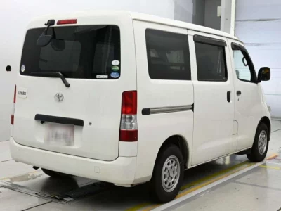 Toyota LiteAce Van