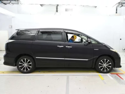 Toyota ESTIMA HYBRID