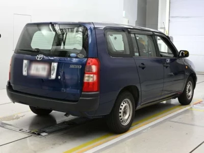 Toyota SUCCEED