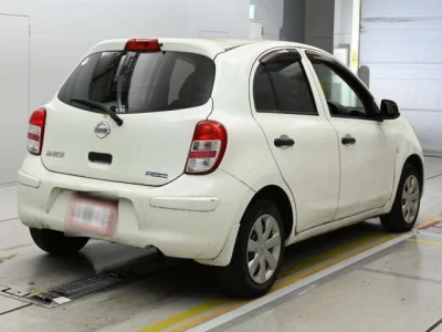 Nissan March