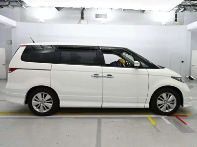 Honda Elysion