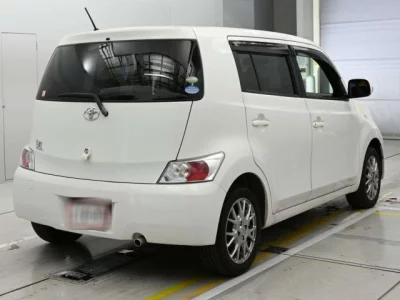 Toyota bB