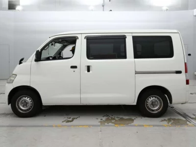 Toyota LiteAce Van