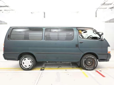 Toyota HiAce Van