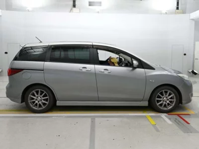 Nissan Lafesta