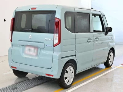 Suzuki Spacia