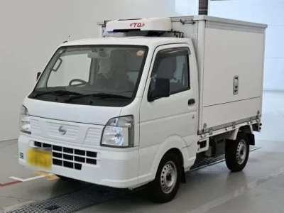 Nissan NT100 Clipper