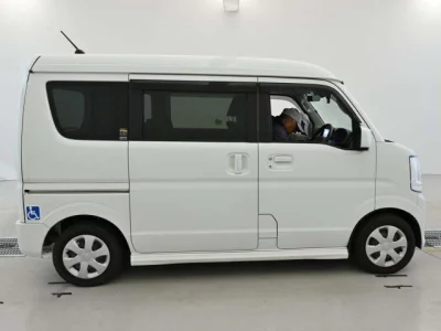 Nissan CLIPPER RIO