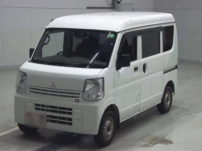 Mitsubishi Minicab Van
