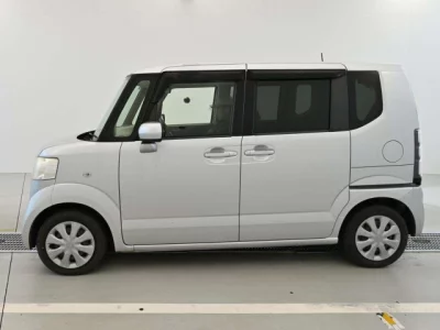 Honda N-Box+
