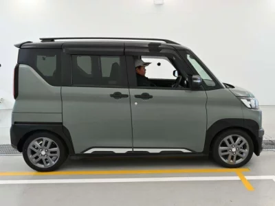 Mitsubishi Delica Mini