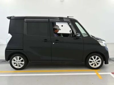 Mitsubishi eK X Space