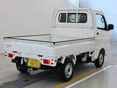 Nissan NT100 Clipper