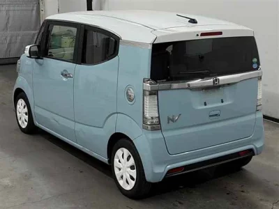 Honda N-Box Slash