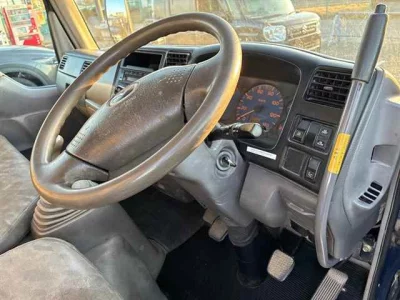 Mazda Titan