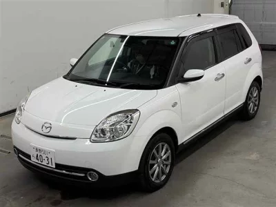 Mazda Verisa