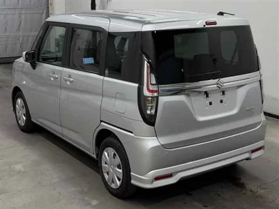 Suzuki Solio