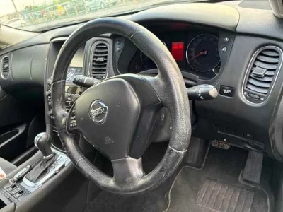 Nissan Skyline Crossover