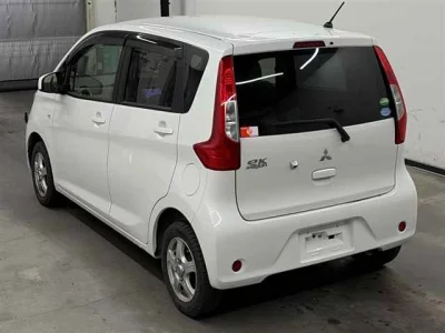 Mitsubishi eK Wagon
