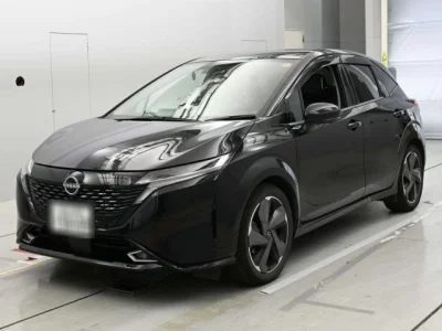 Nissan Aura