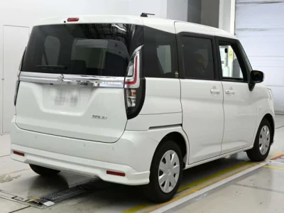 Suzuki Solio