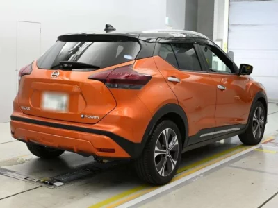 Nissan KICKS