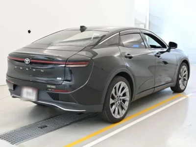Toyota CROWN CROSSOVER