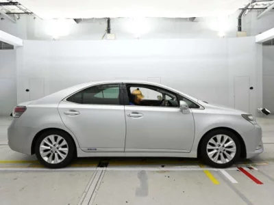 Lexus HS