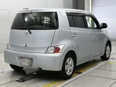 Toyota bB