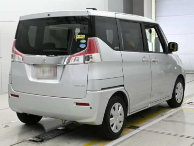 Suzuki Solio