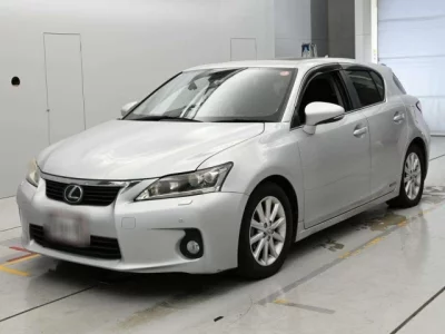 Lexus CT200h
