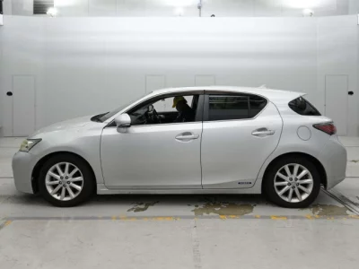 Lexus CT200h
