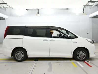 Toyota Esquire
