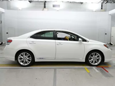 Lexus HS250h