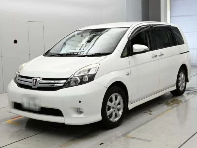 Toyota ISIS