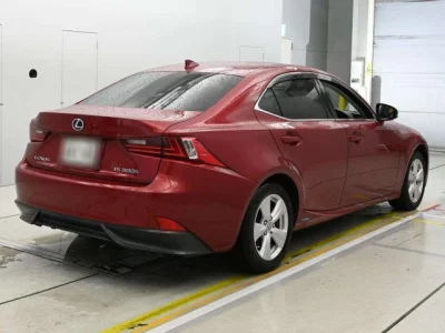 Lexus IS300h