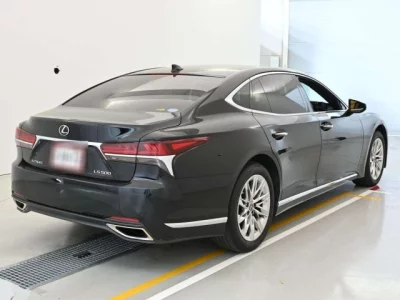 Lexus LS500