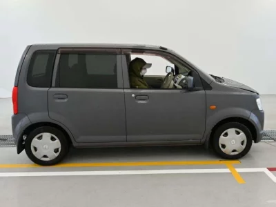 Nissan Otti