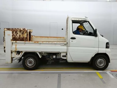 Mitsubishi Minicab Truck