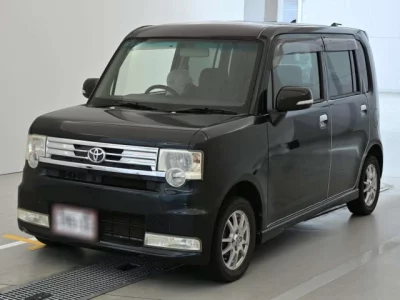 Toyota PIXIS SPACE