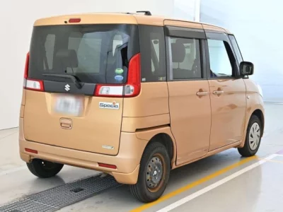 Suzuki Spacia