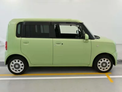 Toyota Pixis Space