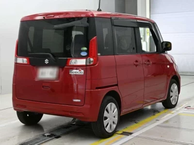 Suzuki Spacia