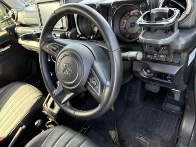Suzuki Jimny Sierra