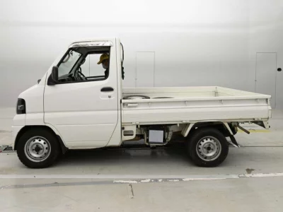Mitsubishi Minicab Truck