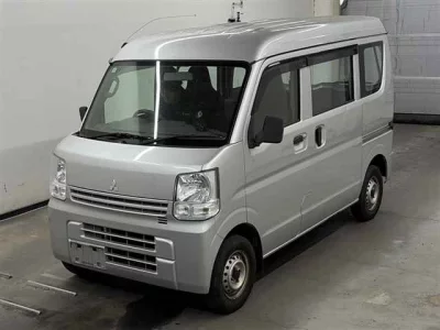 Mitsubishi Minicab Van