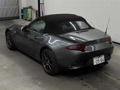 Mazda Roadster